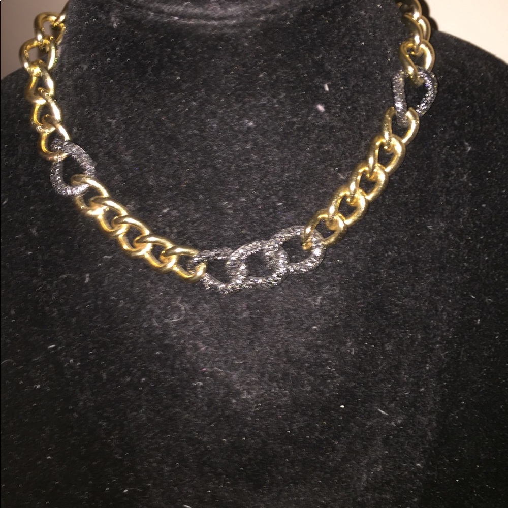 Gold and black chunky bling necklace!
